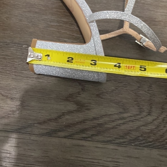 NWT Jewel Badgley Mischka Silver jewel dressy block heels | Size 7 - Picture 4 of 13